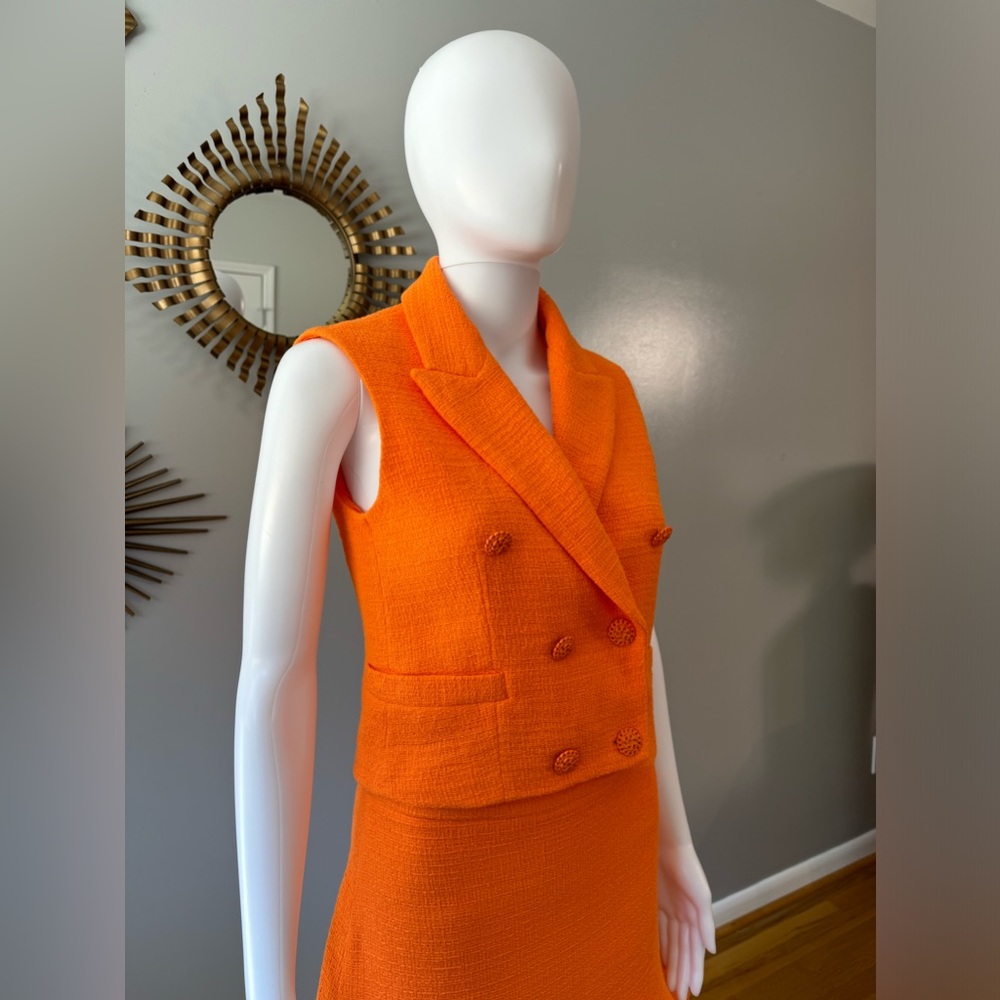 Zara - Orange Textured Vest/Mini Skirt Set - Picture 5 of 13